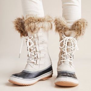 Sorel Women’s Joan of Arctic boots